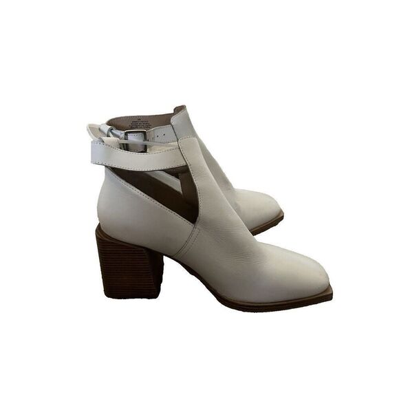 NEW! Free People Brady Buckle Boots Booties Size 9.5 White Leather $178 - Picture 3 of 4